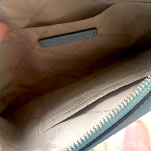 Michael Kors Jet Set Blue 2 In 1 Card Case and Wristlet Clutch MK Signature NWOT - Picture 6 of 12